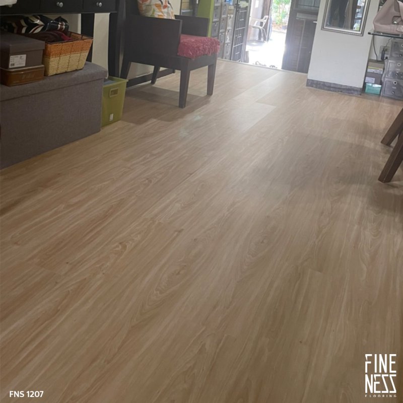 FINENESS FLOORING FNS 1207 SPC Flooring Click Lock Install Yellow Maple Wood Design Thickness 6 MM